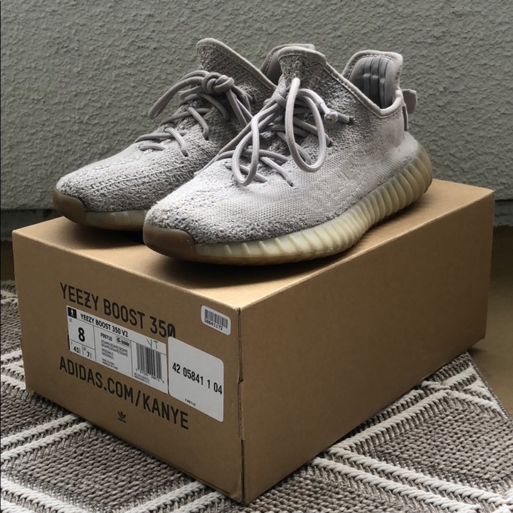 Size 8 GREAT CONDITION Sesame Yeezy Boost v2